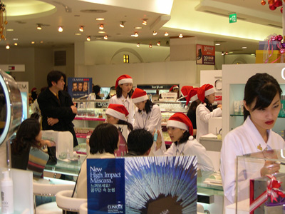 Christmas Salesgirls, Lotte
  Department Store › December 2003.