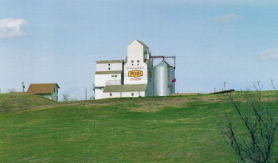 Grain Elevator, Oxbow, SK › April
  1990.