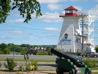 Fredericton Lighthouse, New Brunswick › August 2004.